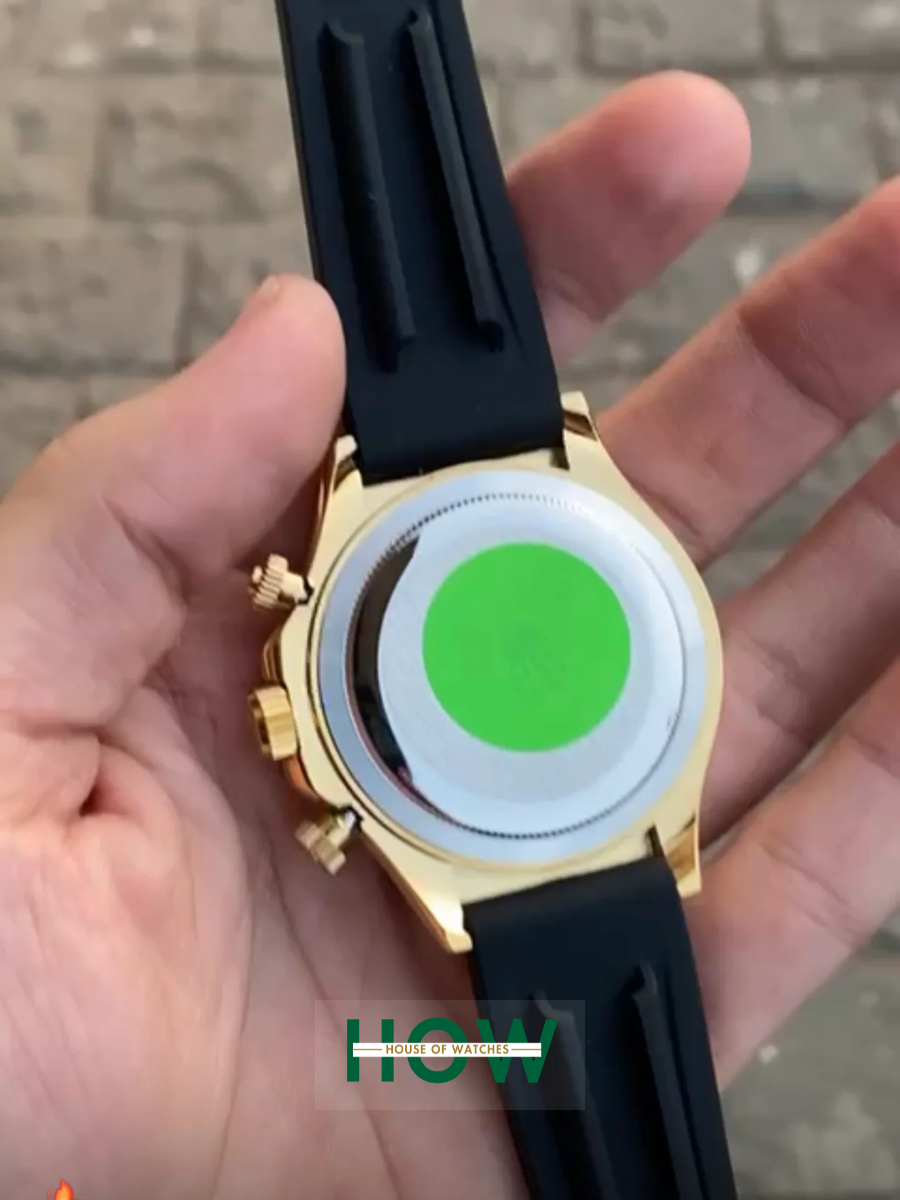 White Dial Gold Case Silicon Strap Stylish Watch For Men - Image 3